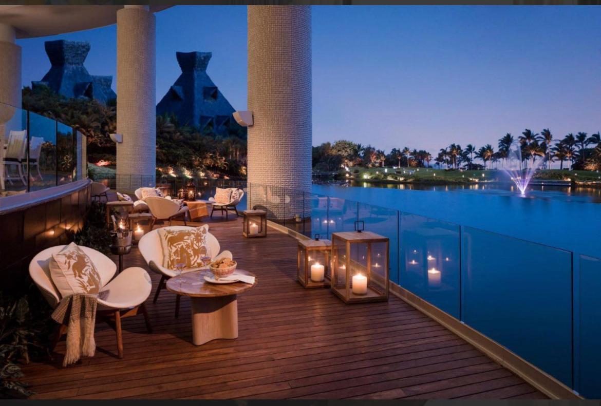 Отель Grand Luxxe With Free Golf Нуэво-Вальярта Экстерьер фото